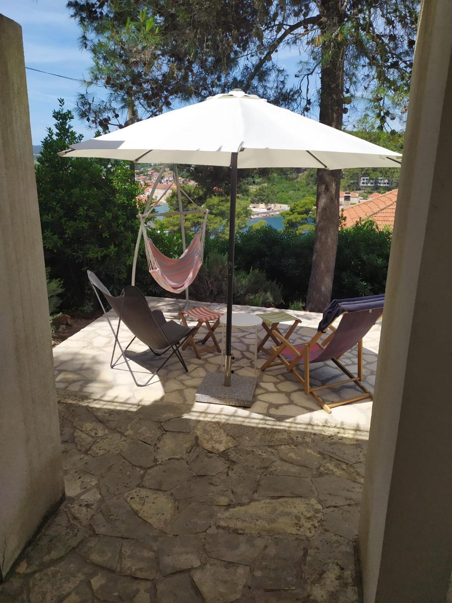 Cozy In The Shade Of The Pines. Appartamento *